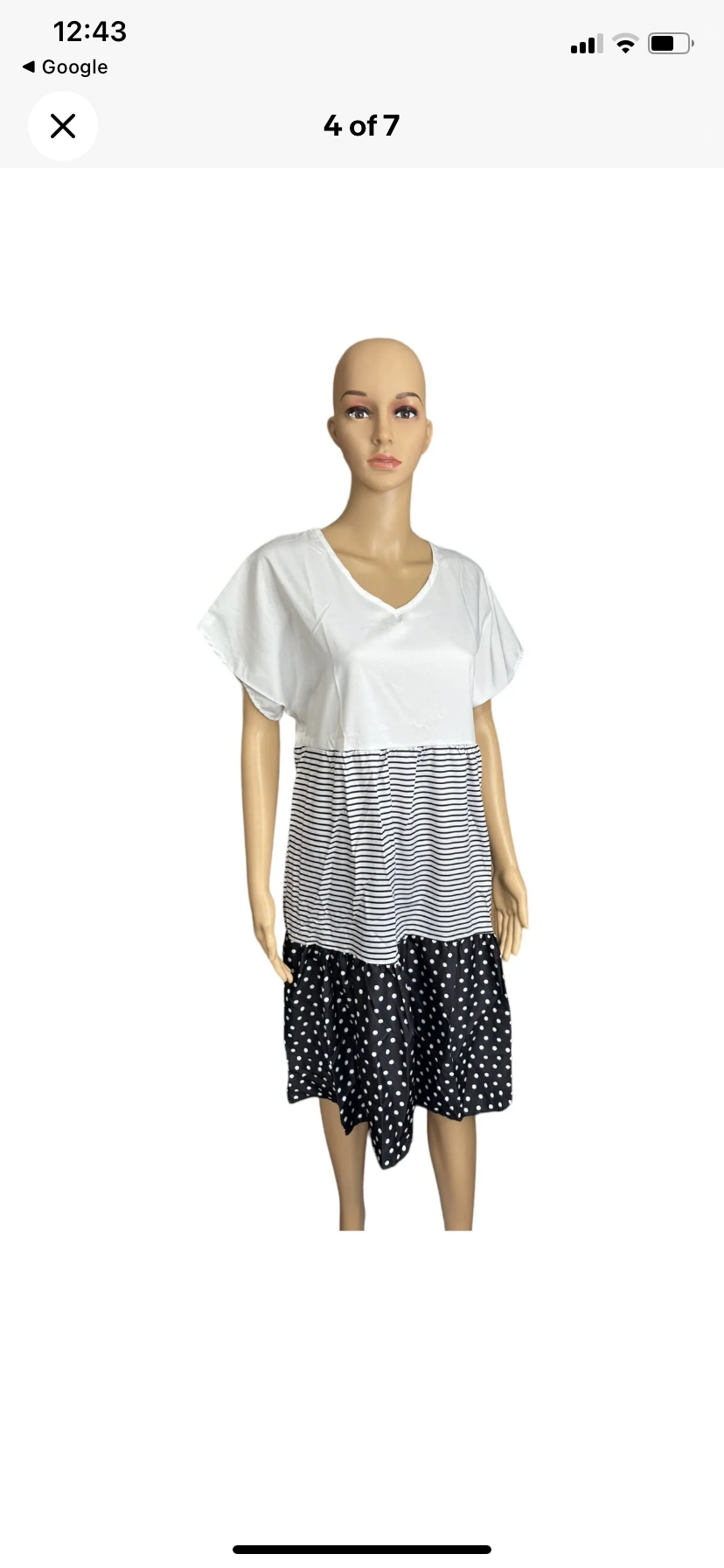 White / Black Dolman Short
Sleeve Dress.Size:S