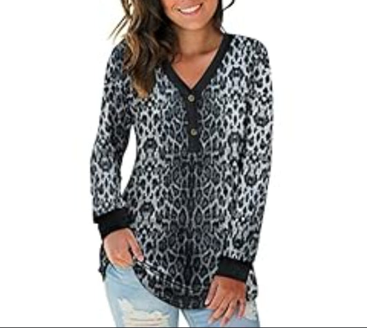 Women's Camouflage Print Leopard Pullover